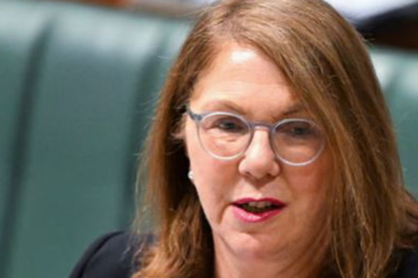 अष्ट्रेलियाद्वारा होर्मुज स्ट्रेटमा युद्धपोत पठाउन अस्वीकार